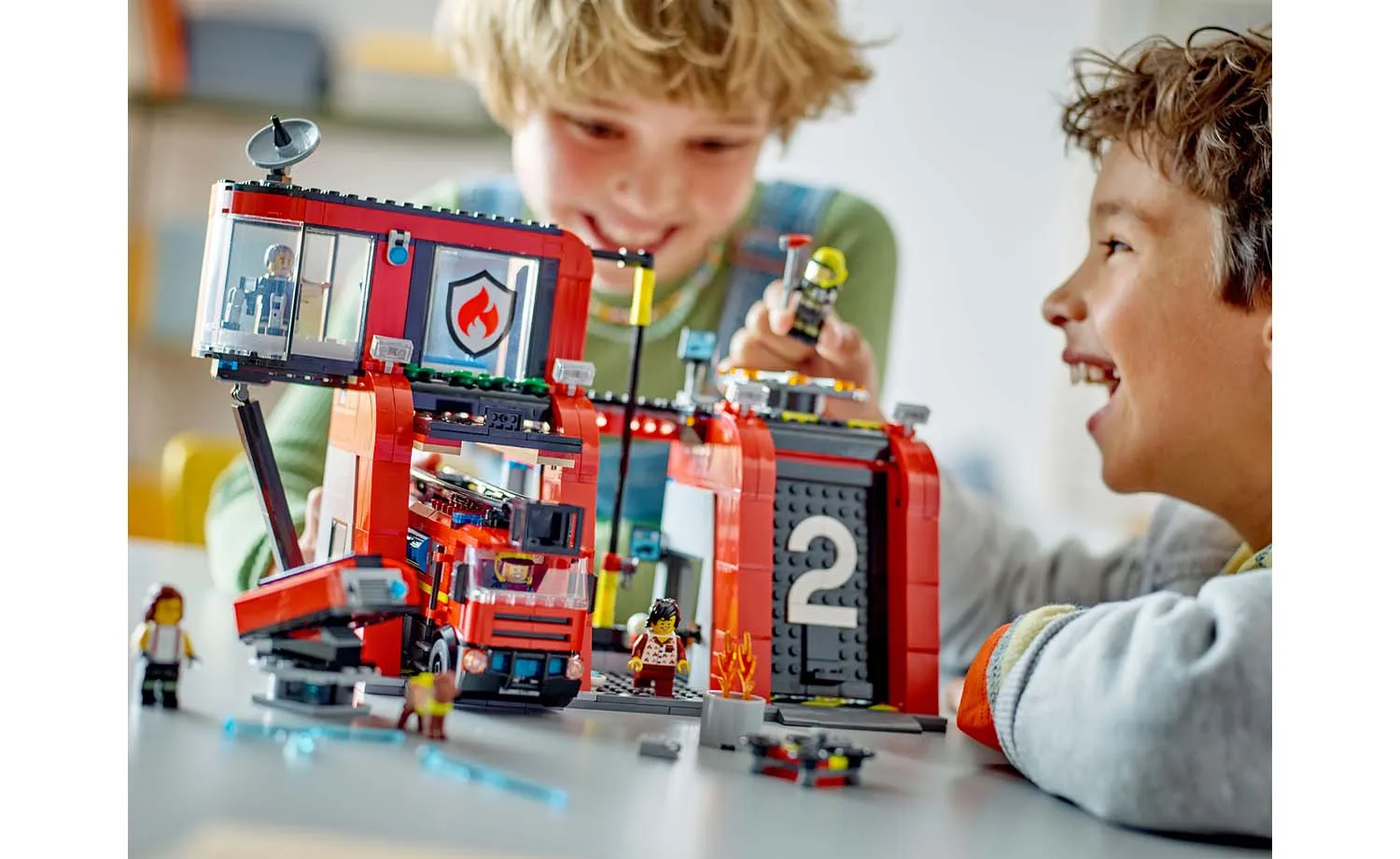 60414 | LEGO® City Fire Station With Fire Truck