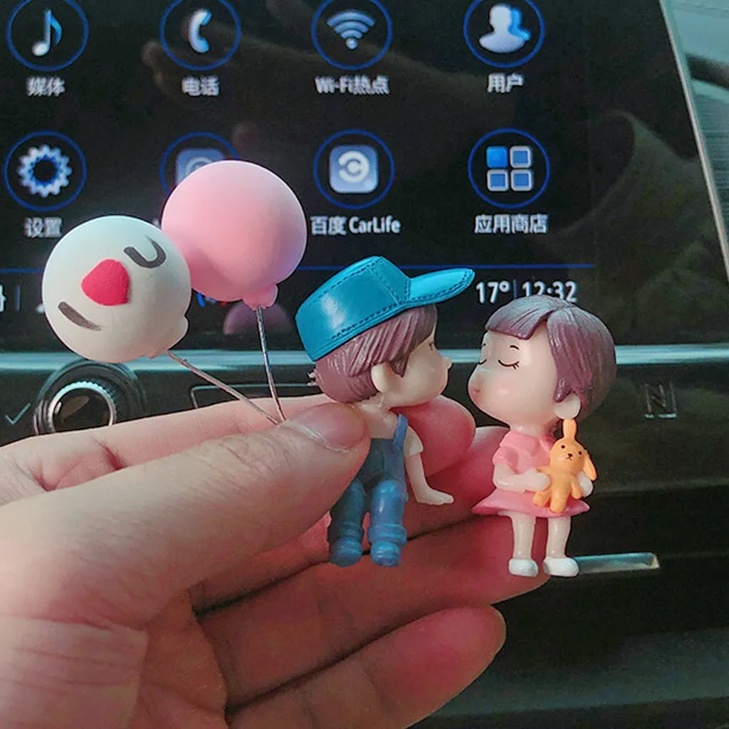 Cute Cartoon Couples Car Decoration Accessories, 4 PCS Romantic Figurines, Balloon Lovers Anime, Home Desk Ornament