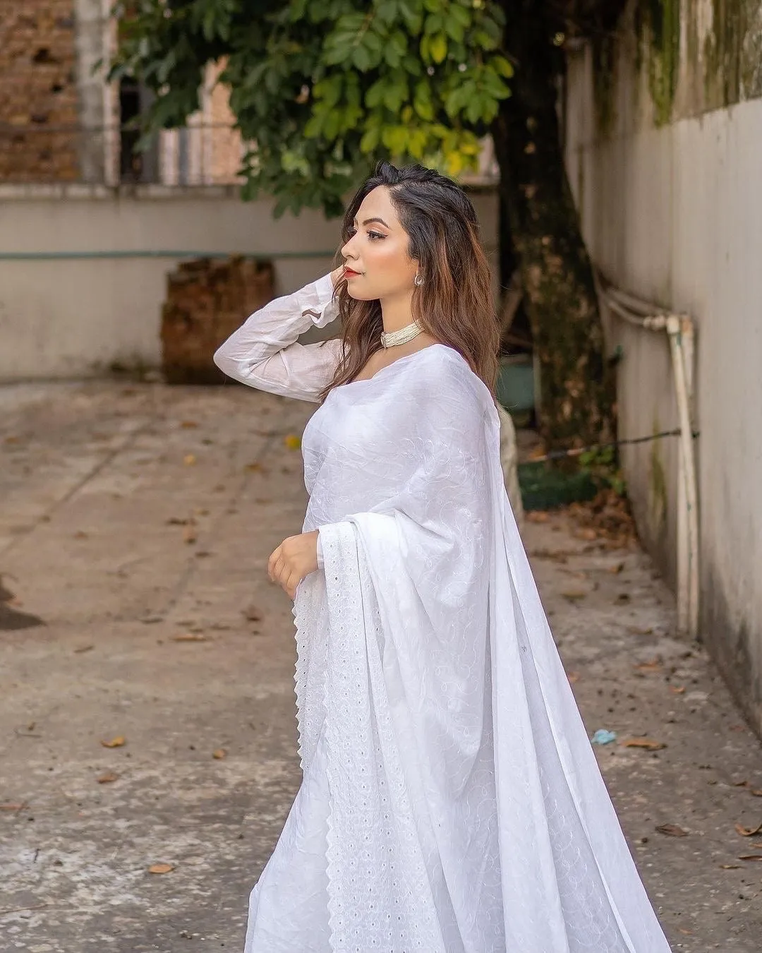 Sample Sale - Chikan Edit: Creamy White
