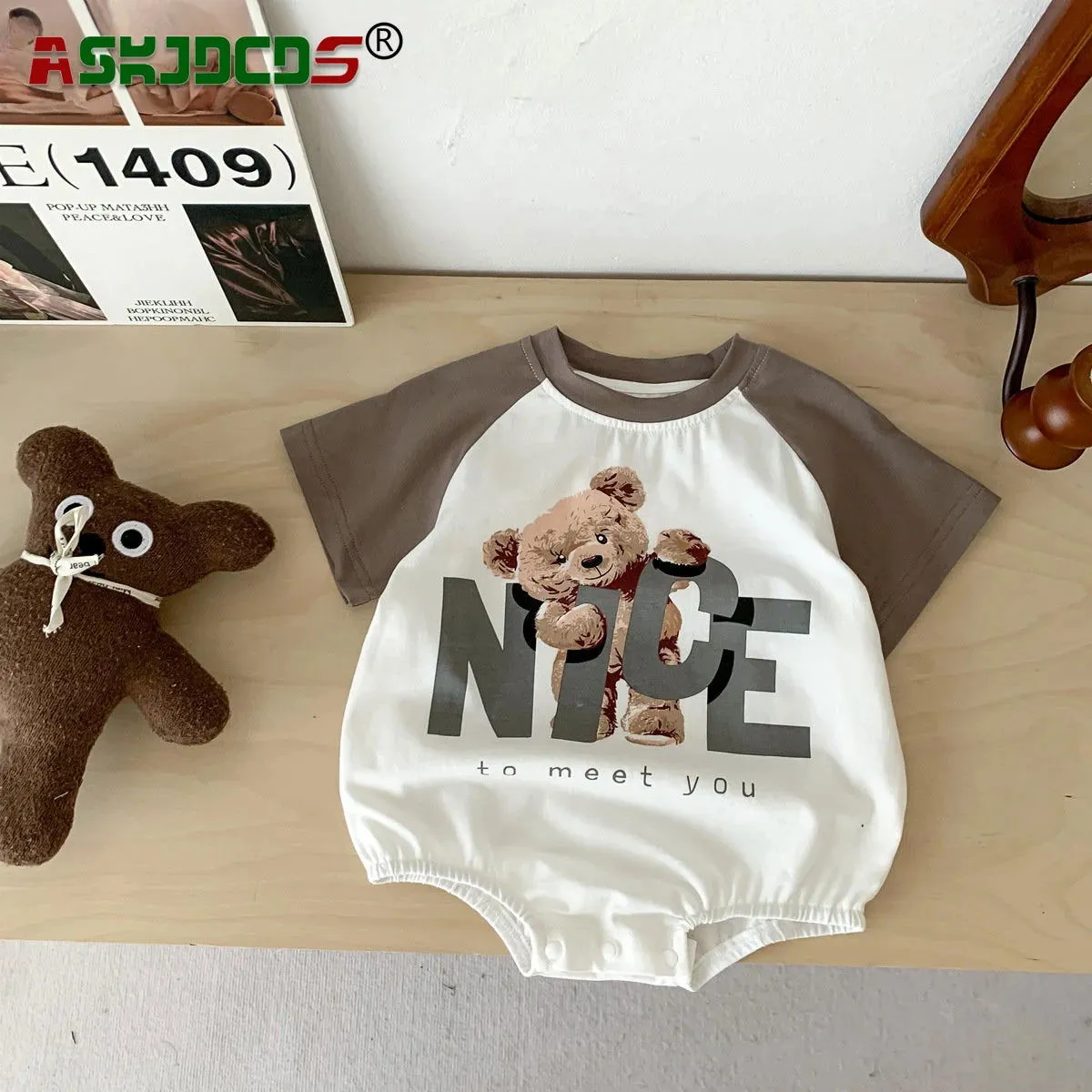 Short Sleeve Teddy Bear Letter Print Soft Cotton Onesies